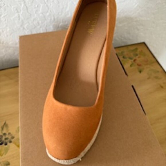 J. Crew Factory - Sueded Espadrille - Size 8, Pale Clay - Picture 1 of 4